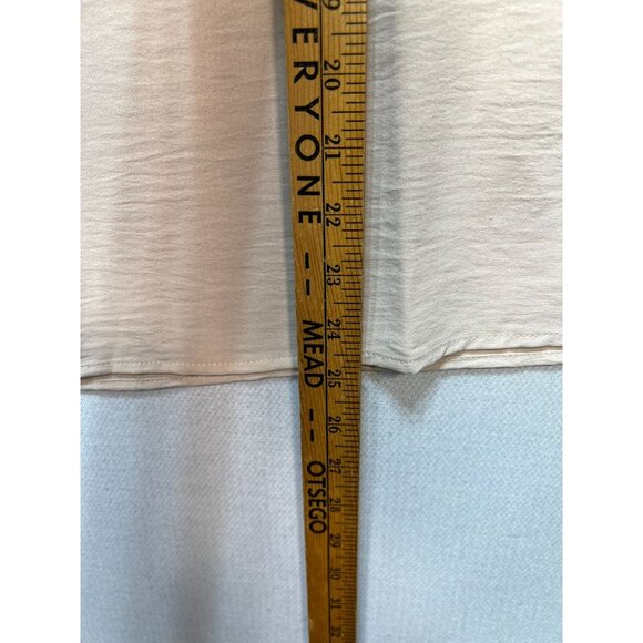 Doublju Women's V Neck Top Ruffled Short Sleeve Stretch Size L Beige Lightweight - Picture 10 of 13